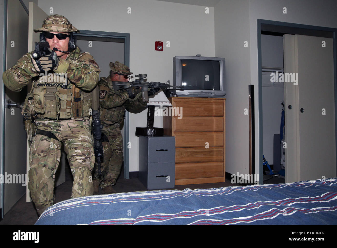 The CBP Quick Reaction Force (QRF) conduct routine training at the ...