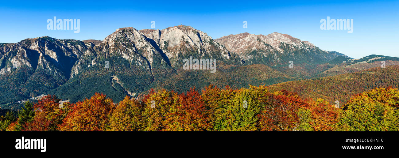 Bucegi Mountains, Romania. Autumn panorama scenery in Carpathian Mountains, sunrise on Bucegi ridge. Stock Photo
