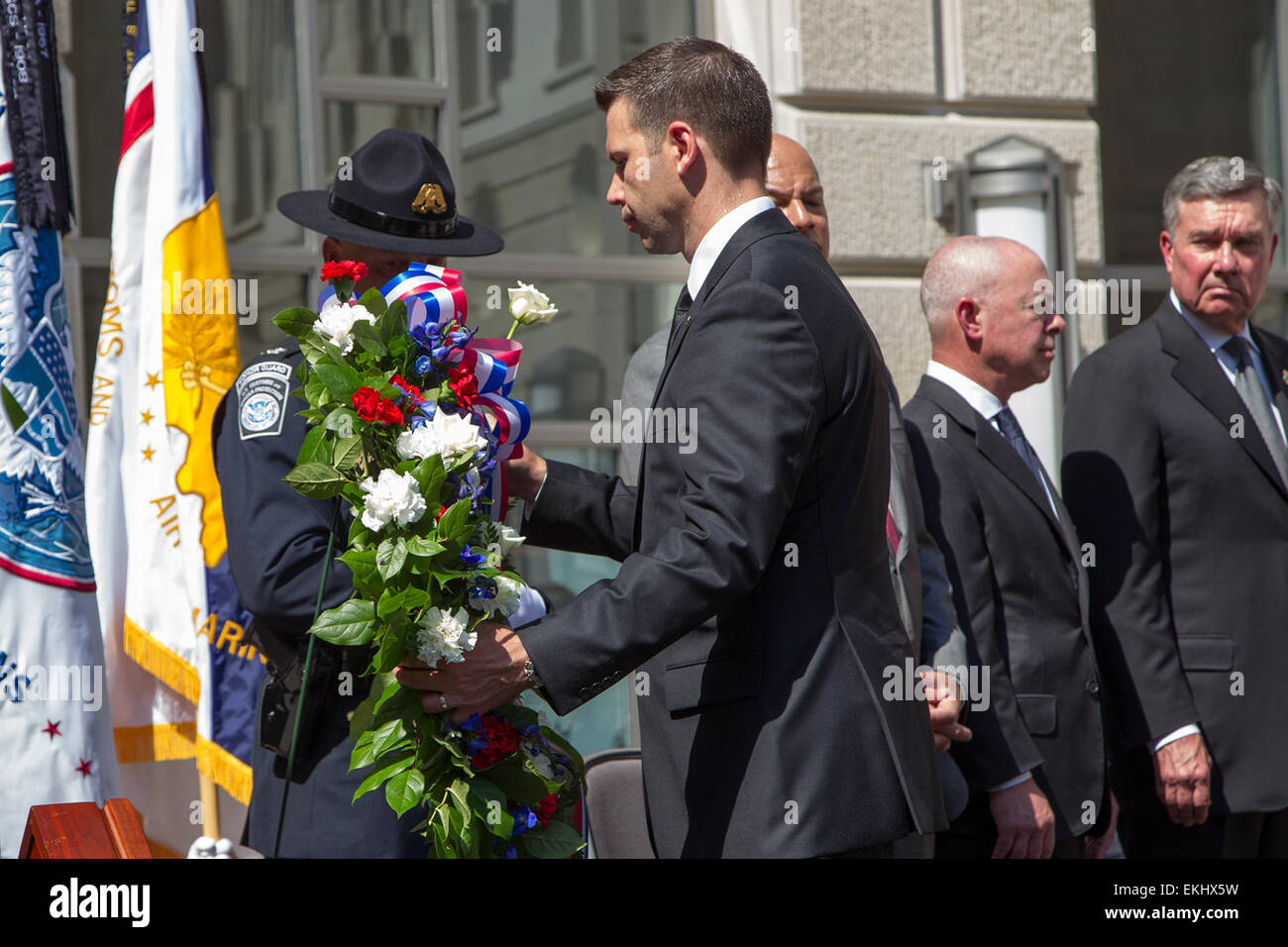 The annual Valor Memorial and Wreath Laying Ceremony held by CBP ...