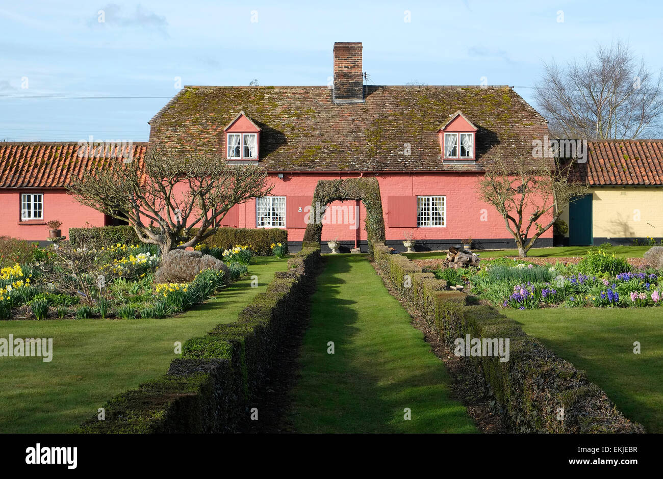 william and mary cottages, chippenham, suffolk, england Stock Photo Alamy