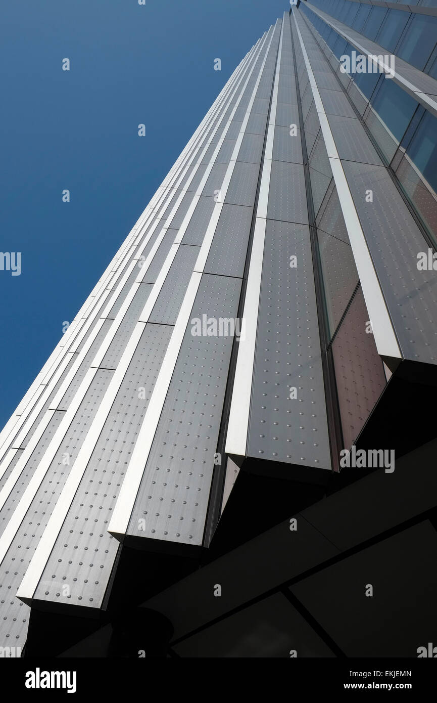 Contemporary skyscraper design