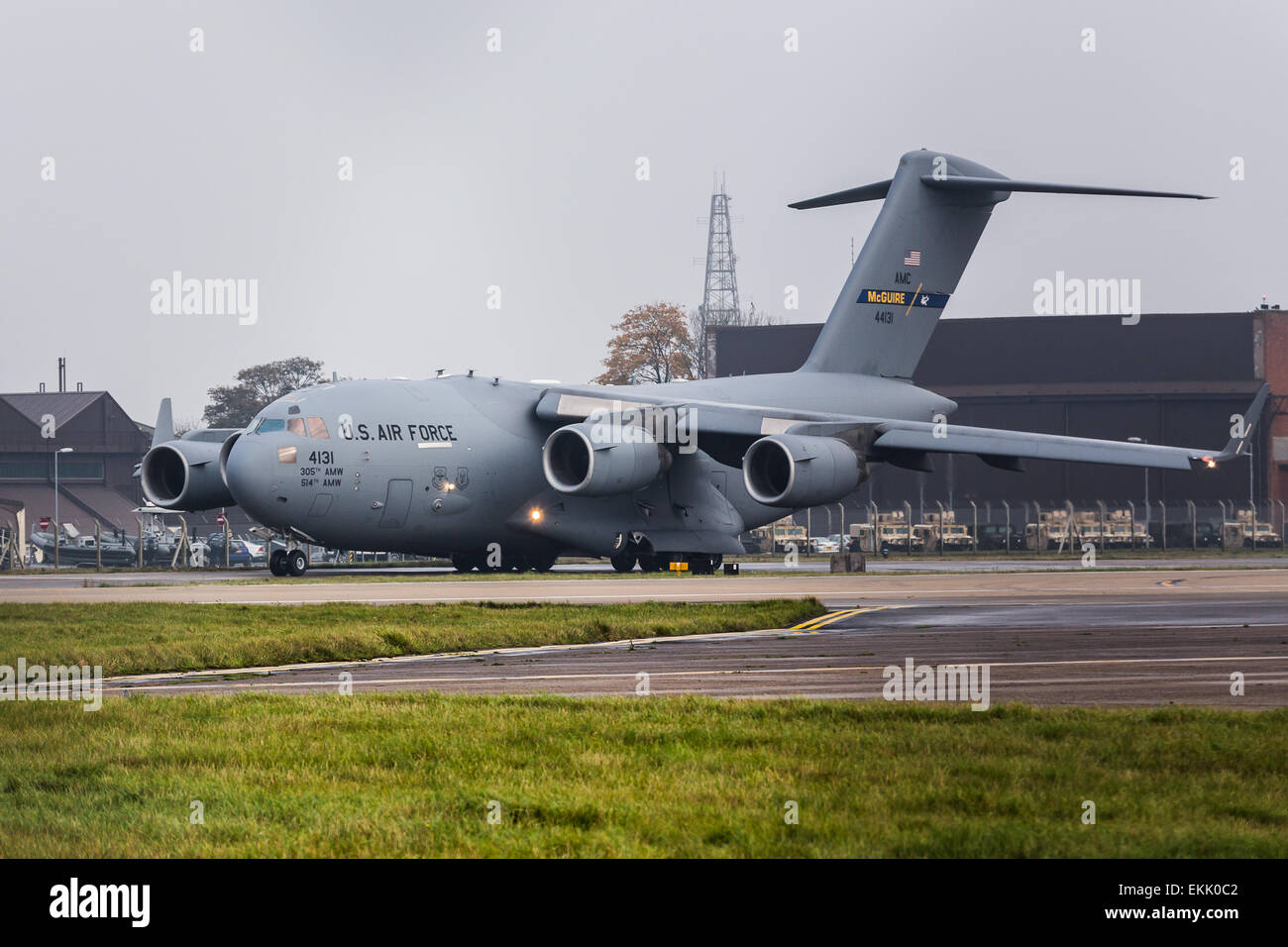 C-17 Globemaster taxiing to the runway at RAF Mildenhall Stock Photo ...