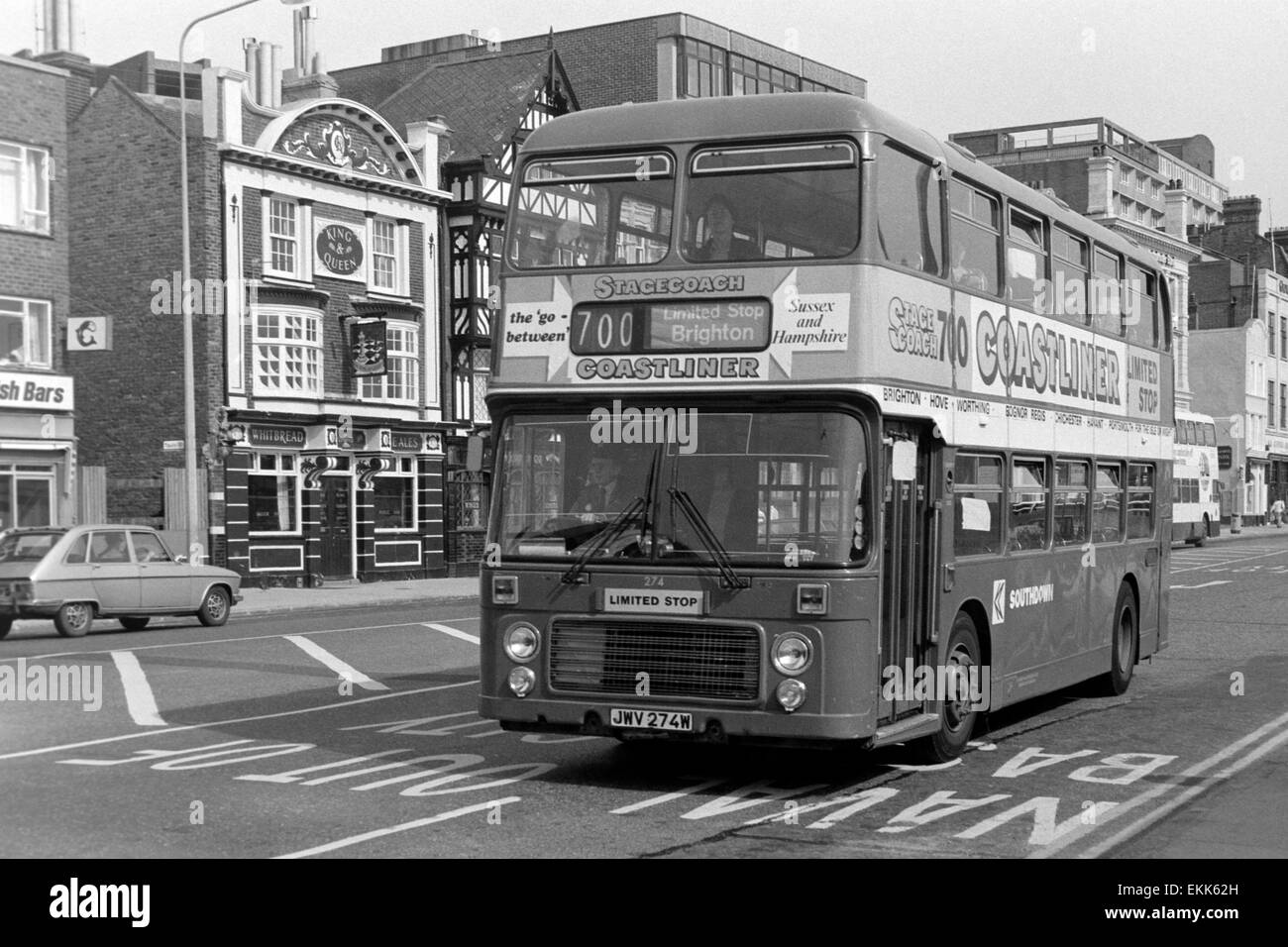 buses london to portsmouth
