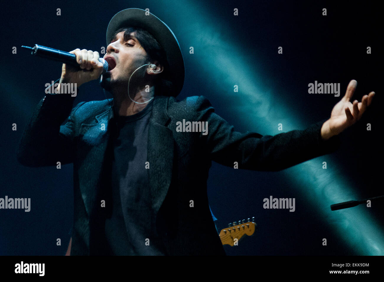 TUrin, Italy. 10th Apr, 2015. The Italian singersongwriter Fabrizio