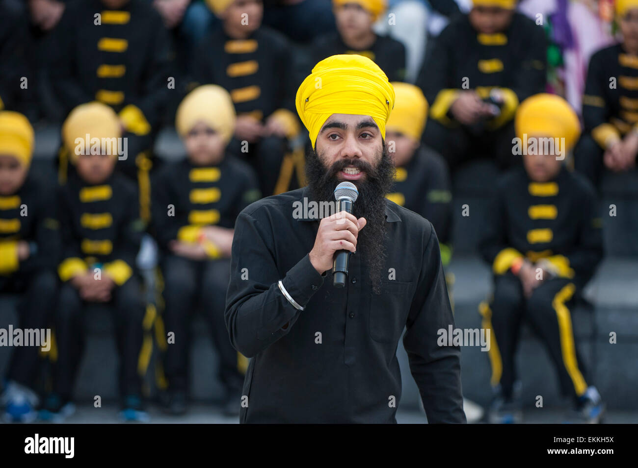 Traditional sikh martial arts hires stock photography and images Alamy