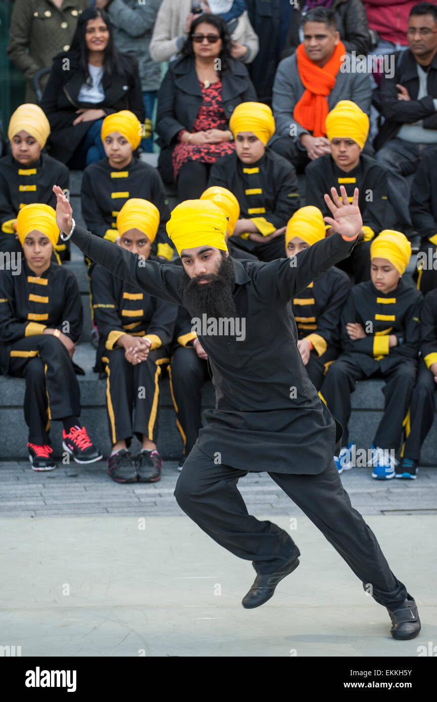 Traditional sikh martial arts hires stock photography and images Alamy