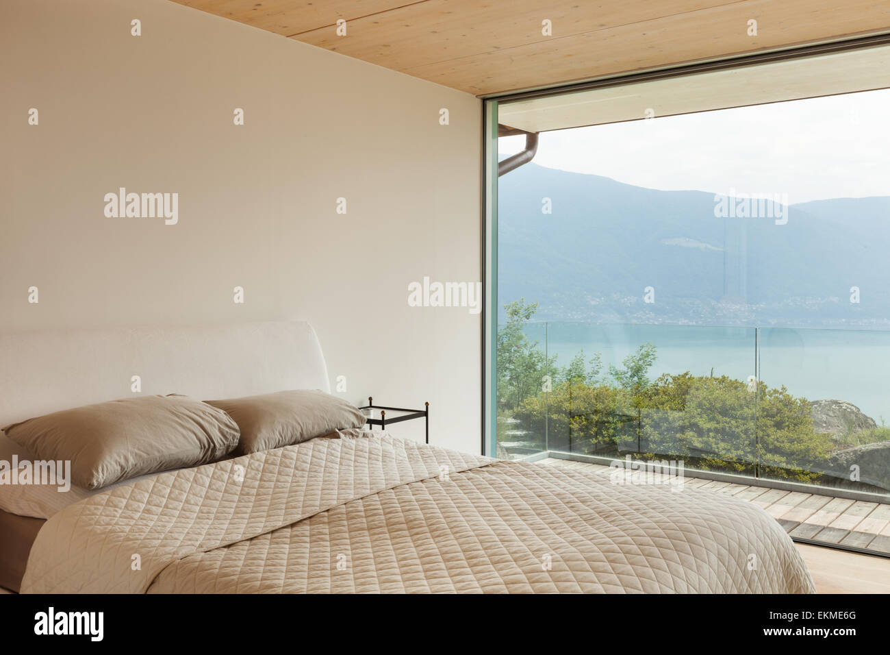 mountain house, modern architecture, interior, bedroom Stock Photo - Alamy
