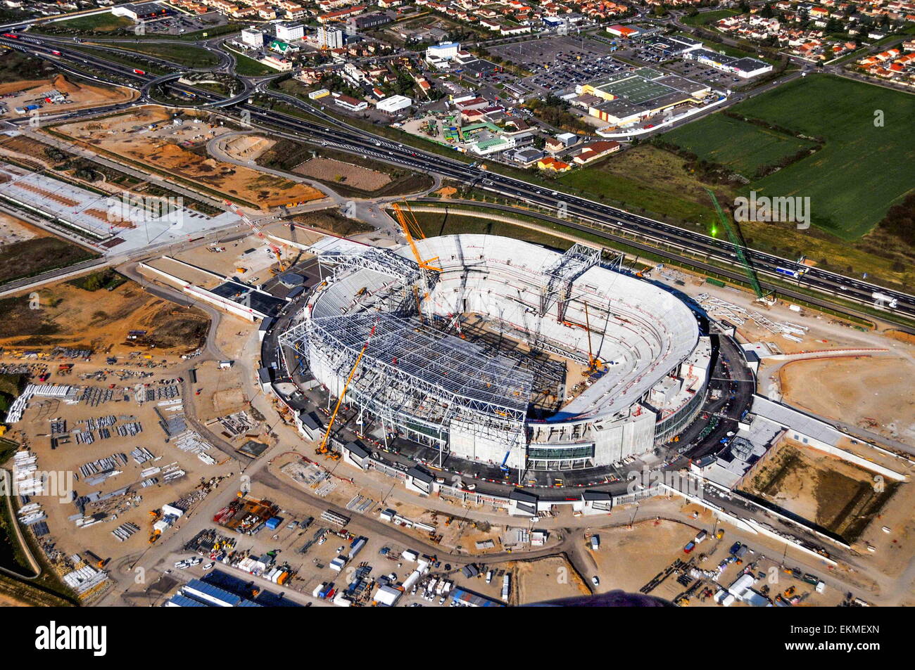 Vue aerienne stade des Lumieres - 07.04.2015 -Nouveau ...