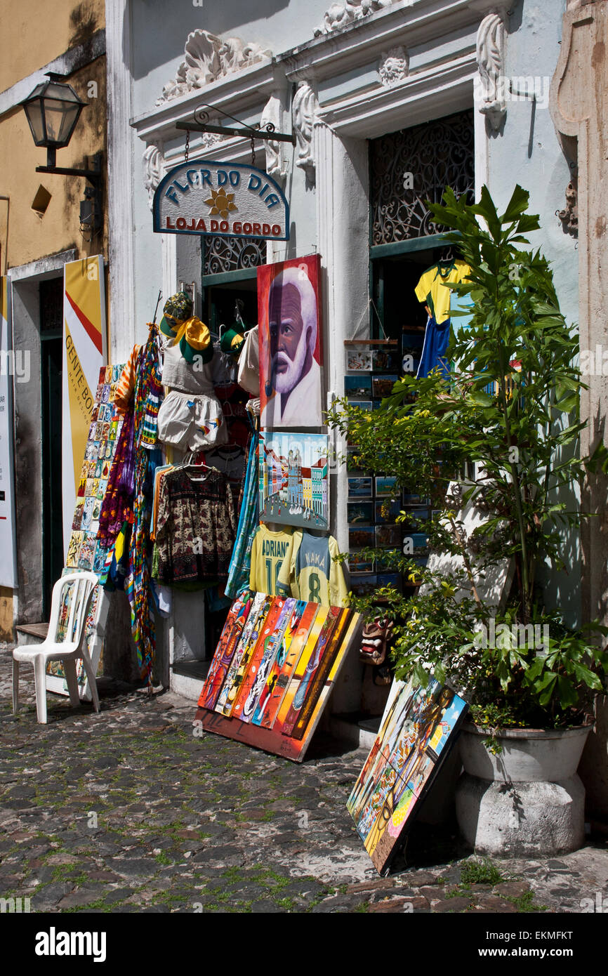 Salvador de Bahia, Brazil, an artists shop with oil paintings in the Pelhorhino Stock Photo