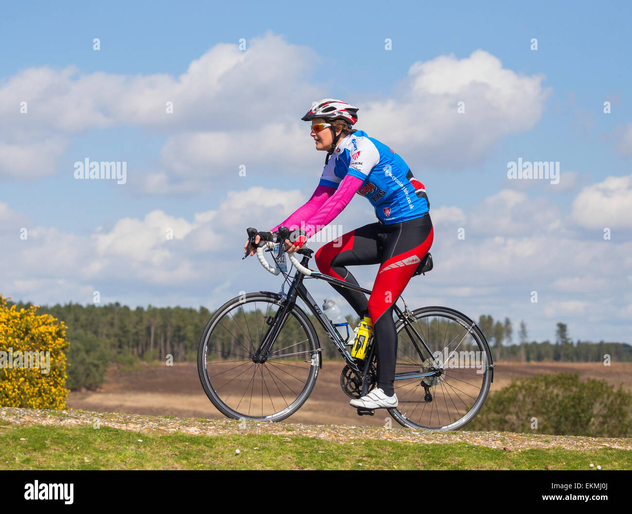 Cyclist red helmet hi res stock photography and images Page 2 Alamy