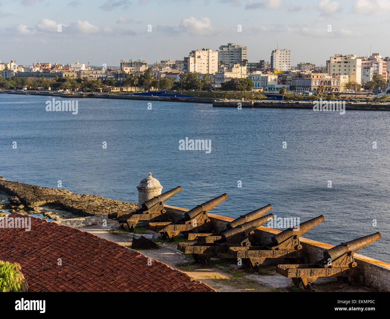 CUBA: Stunning Spanish fort 🏰 (MORRO CASTLE) in Havana's harbour (built  1590s) 