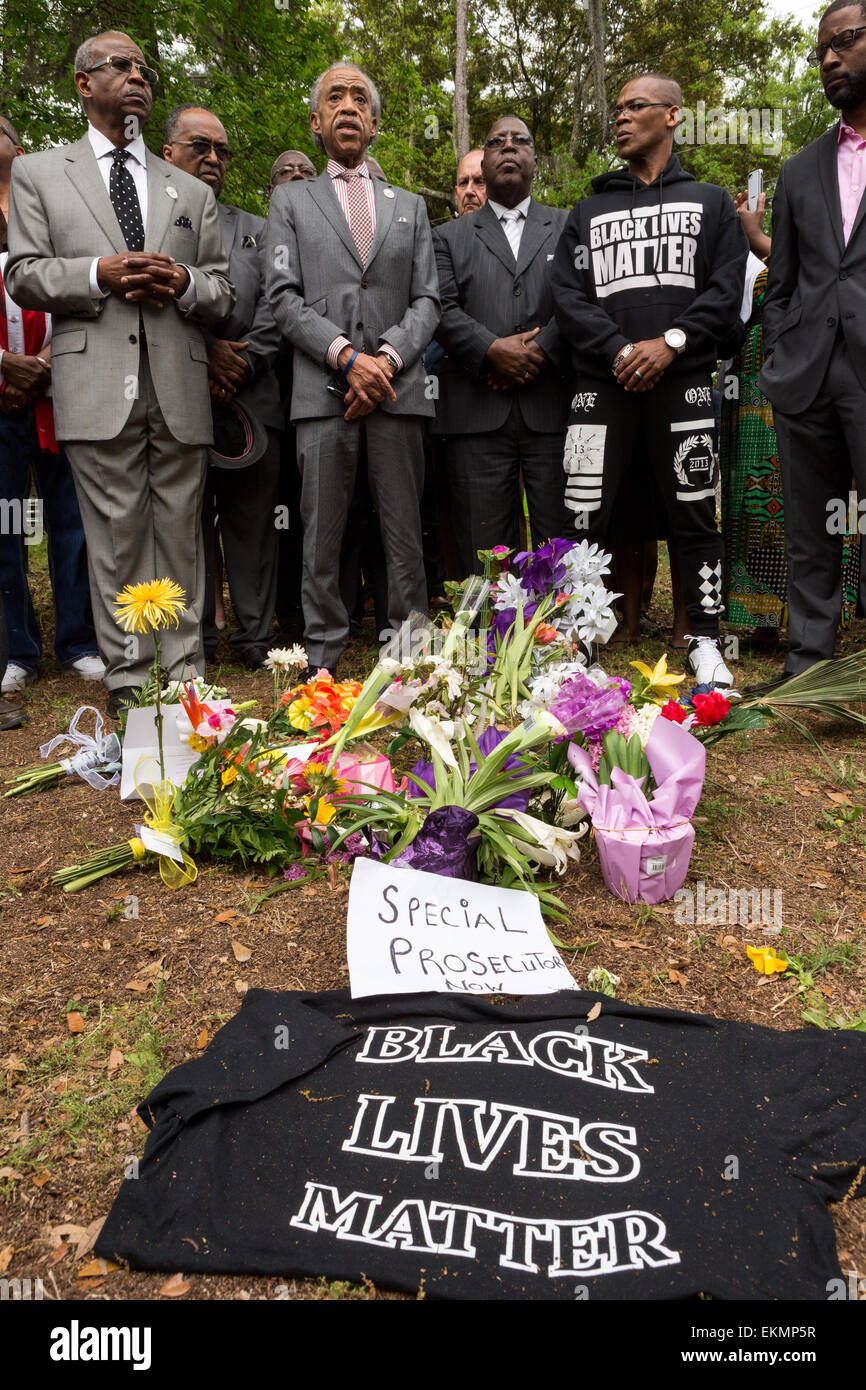 Rev. Al Sharpton during a peace vigil at the spot where unarmed motorist Walter Scott was gunned down by police April 12, 2015 in North Charleston, South Carolina. About 100 people showed up for the brief vigil following a healing service at Charity Mission Baptist Church. Stock Photo