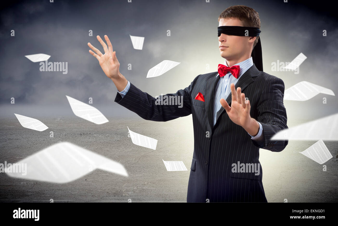 Blindfolded person hi-res stock photography and images - Alamy