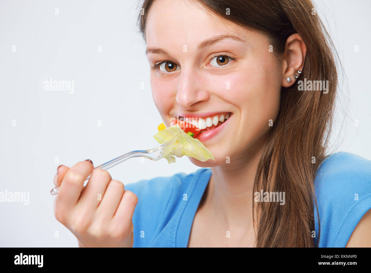 Milf Eats Teen Pussy