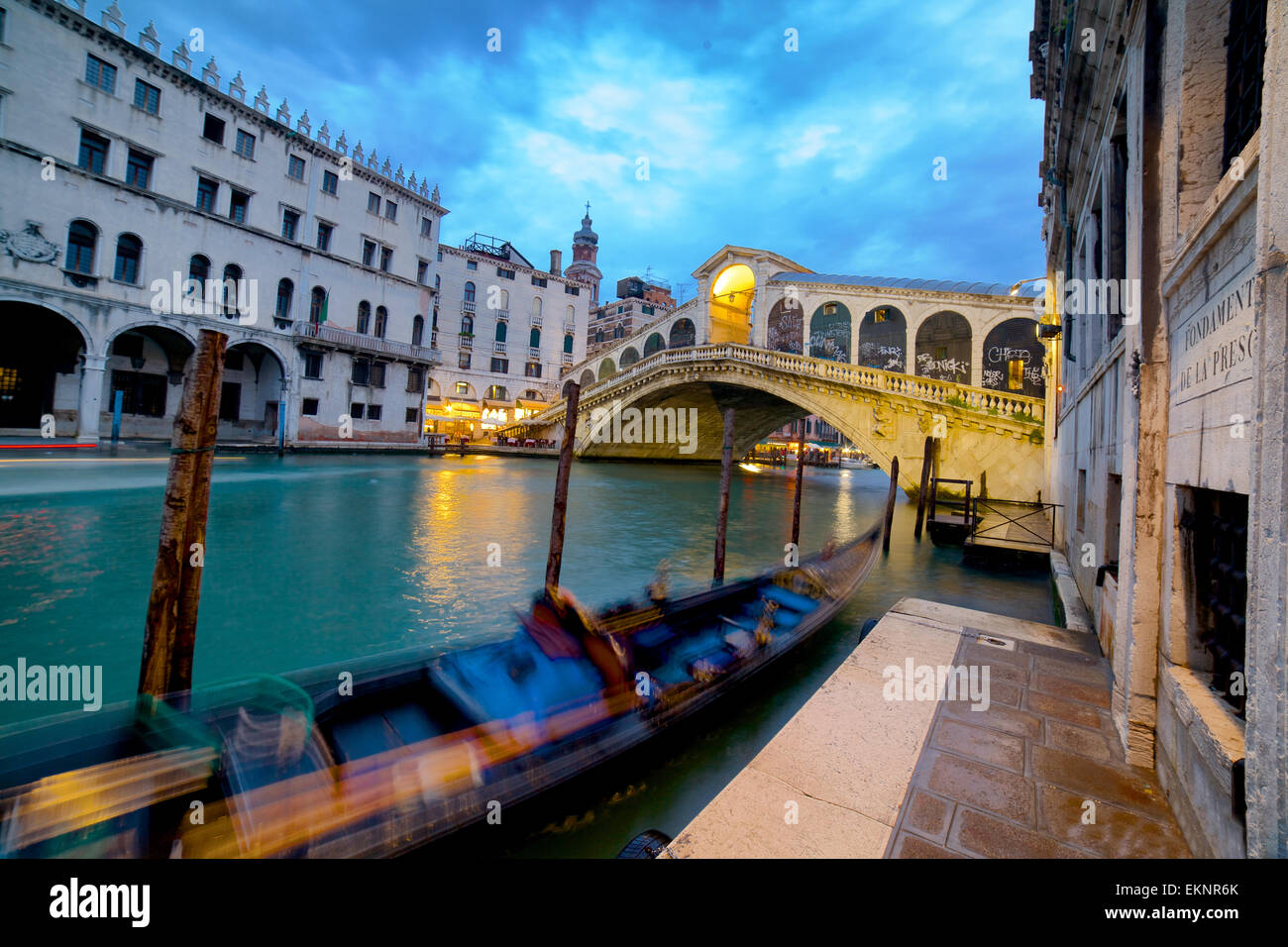 Rialto Bridge at Night, Venice, Italy Stock Photo - Alamy