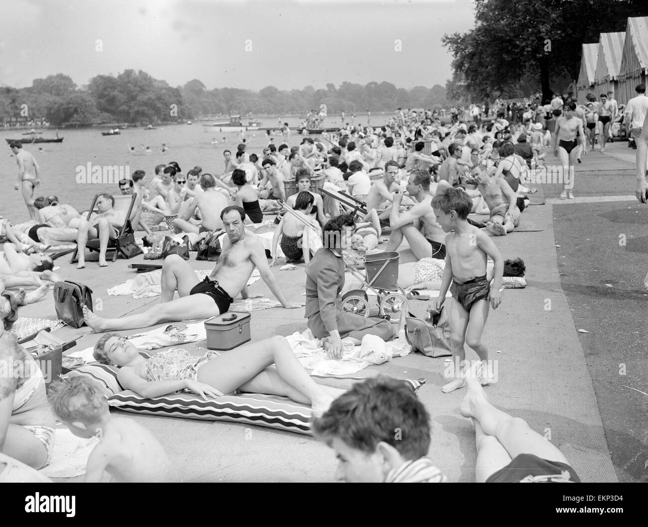 Sunbathing park london Black and White Stock Photos & Images Alamy
