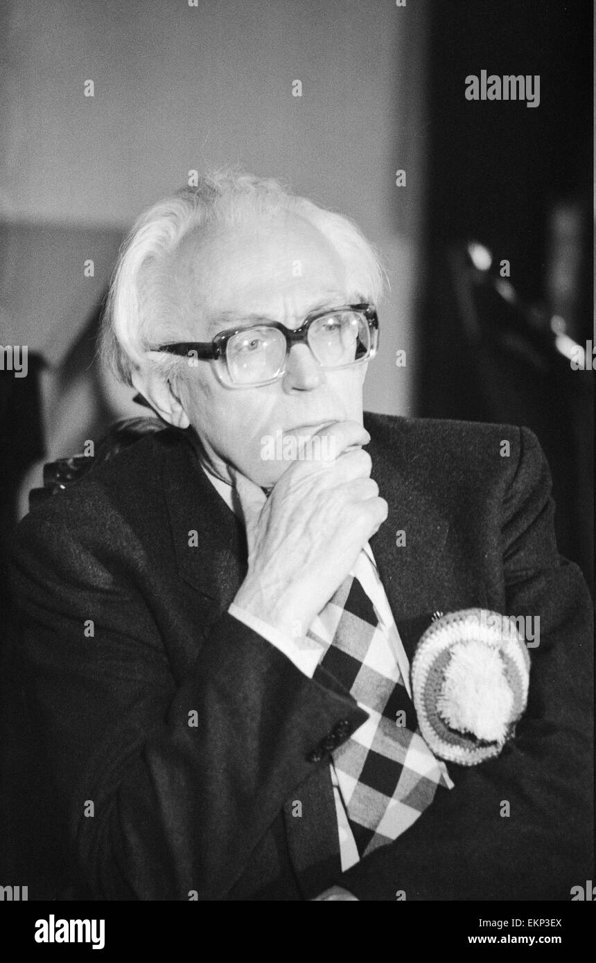Labour leader Michael Foot electioneering in Yorkshire. 3rd June 1983. Stock Photo
