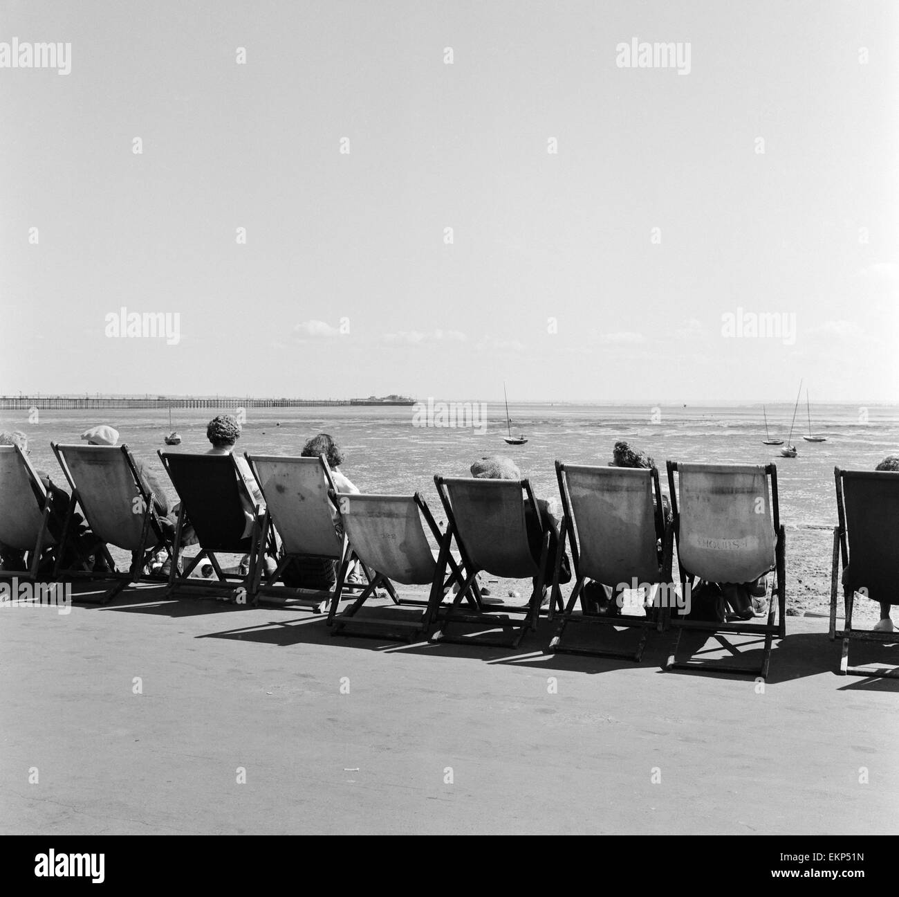 Sunbathing sunbathing Black and White Stock Photos & Images Alamy