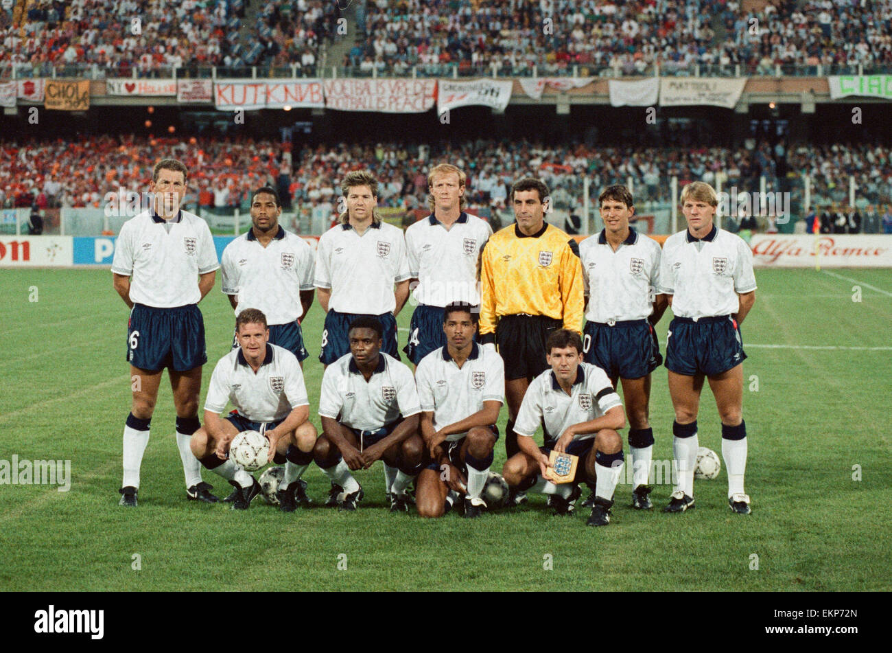 1990 World Cup First Round Group F match in Cagliari, Italy. England 0 v Holland 0. The England team line up before the match. They are back row left to right: Terry Butcher, John Barnes, Chris Waddle, Mark Wright, Peter Shilton, Gary Lineker and Stuart P Stock Photo