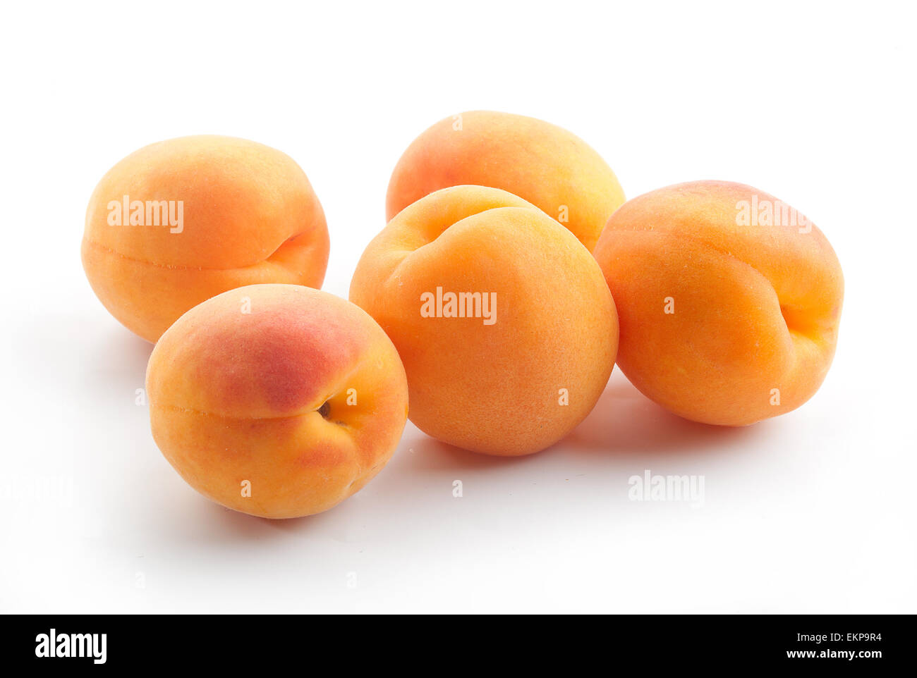 Handful fresh apricots hi-res stock photography and images - Alamy
