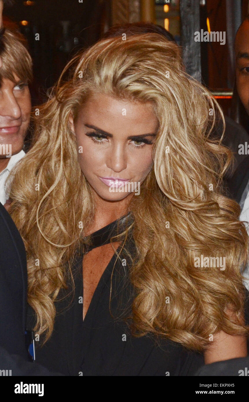 01 October 2011 London Katie Price Leaves Mahiki Club Mayfair