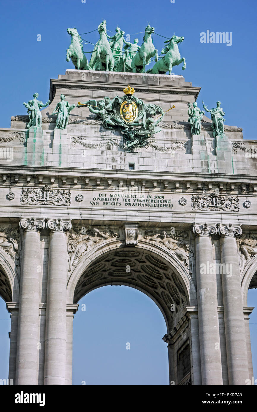Triumphal arch at the Parc du Cinquantenaire / Jubelpark in Brussels, Belgium Stock Photo