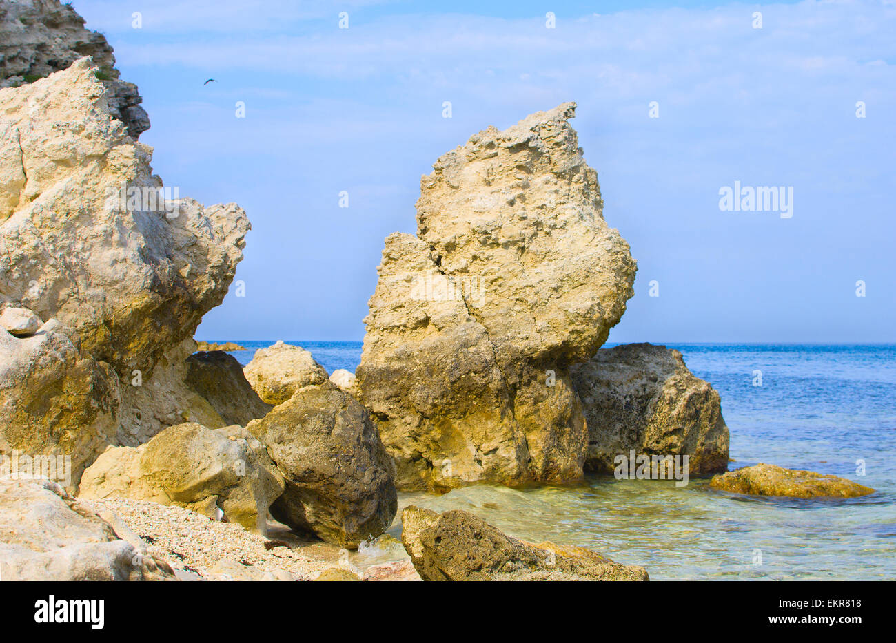 Clear Sea Rocks Clear sea water hi-res stock photography and images - Alamy
