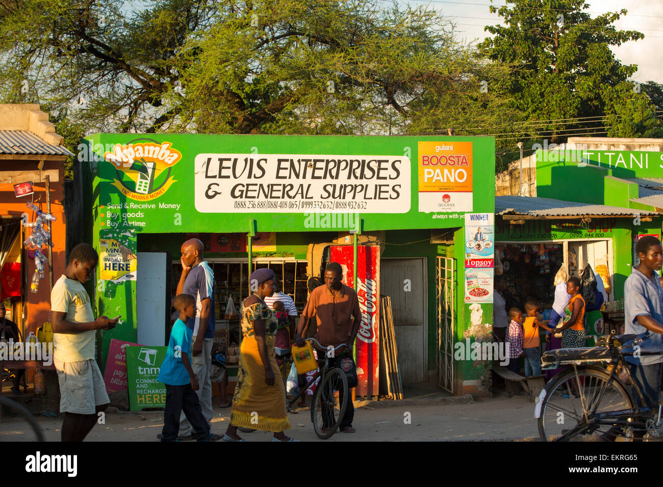 African market on the roadside in Ckiwawa, Malawi, Africa Stock Photo