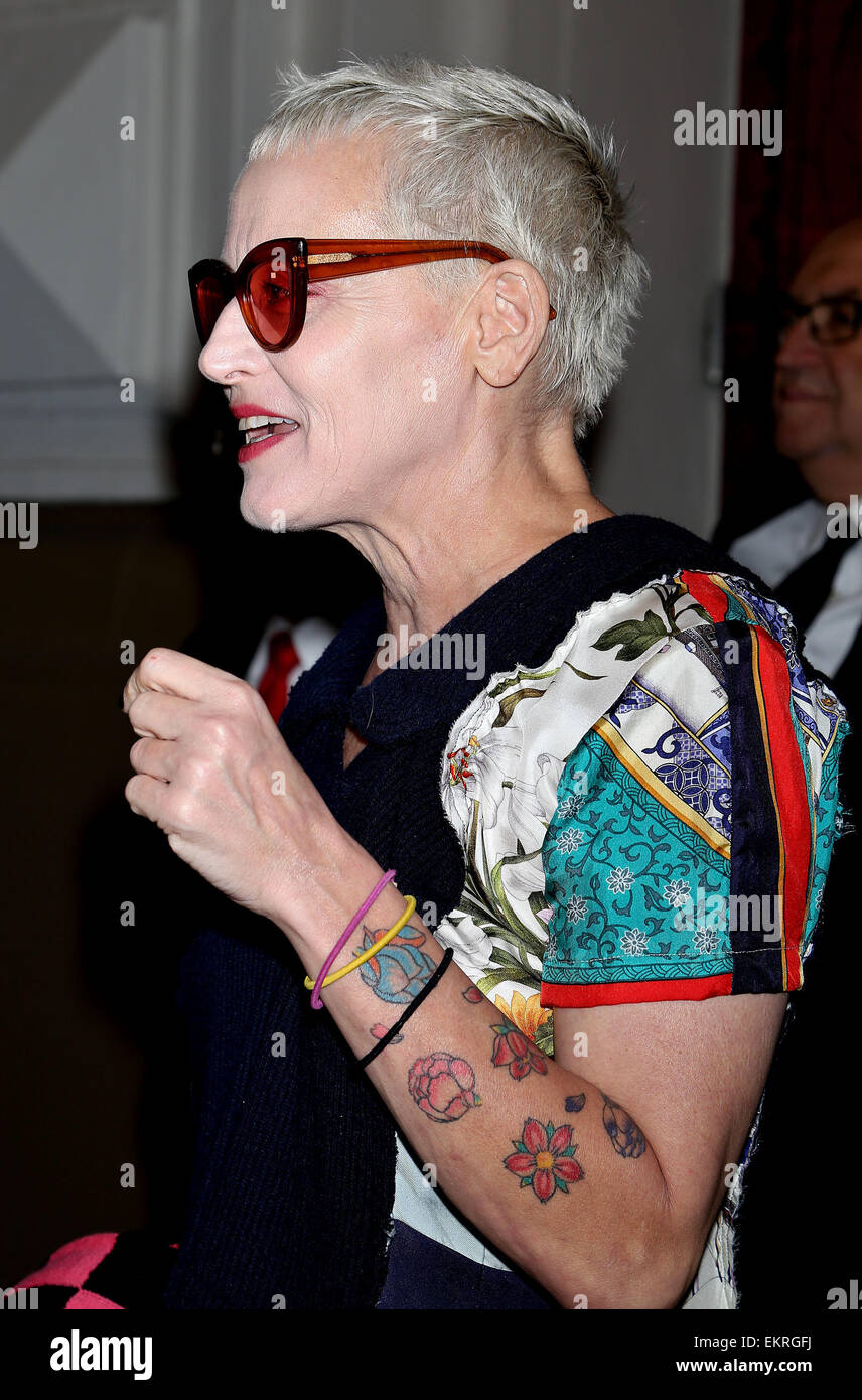 Lori petty red carpet hi-res stock photography and images - Alamy, image size:856x1390