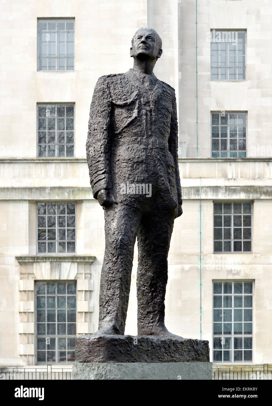London, England, UK. Statue (Oscar Nemon, 1975) of Charles Portal, 1st