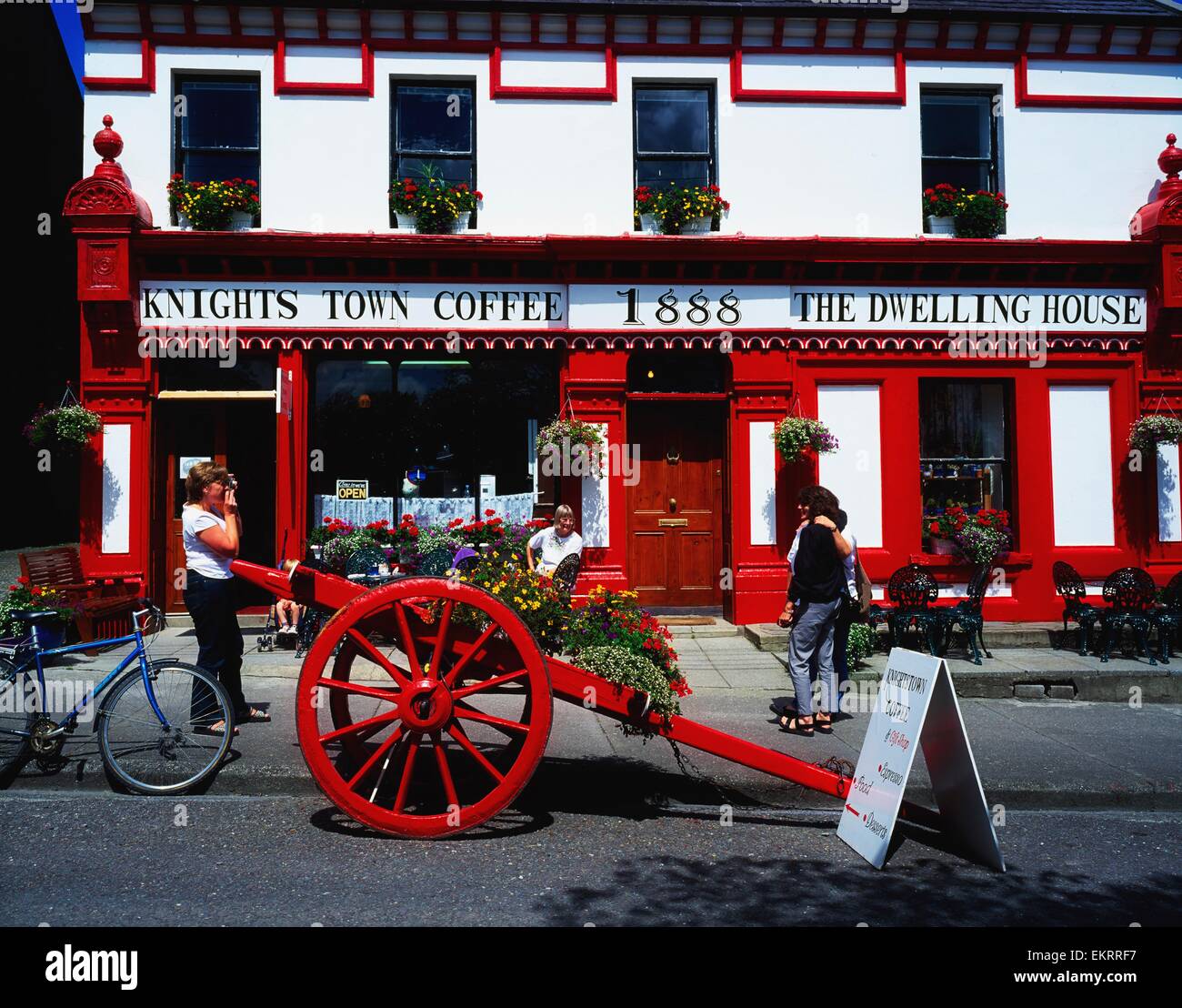 Coffee knightstown valentia island hires stock photography and images