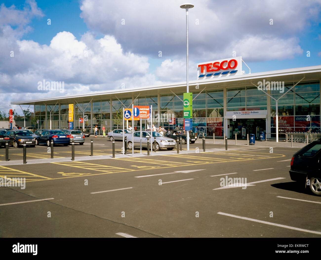 Waterford City, Co Waterford, Ireland, Supermarket And Car Park Stock