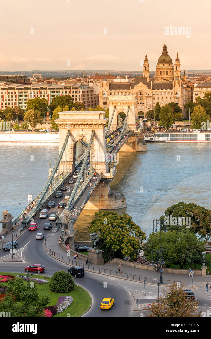 The famous chain bridge in Budapest, Hungary Stock Photo