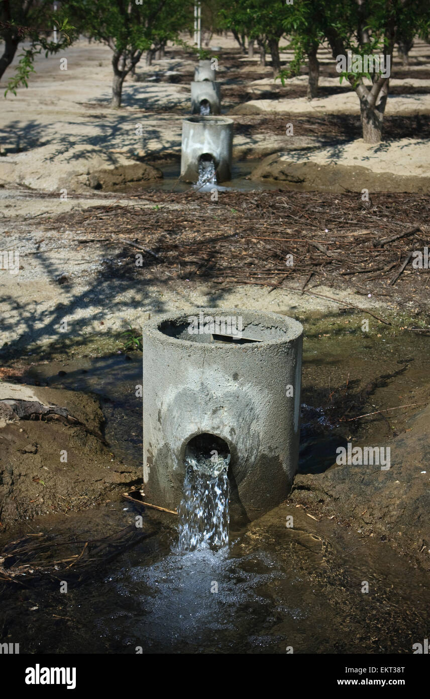 Irrigation standpipe hires stock photography and images Alamy
