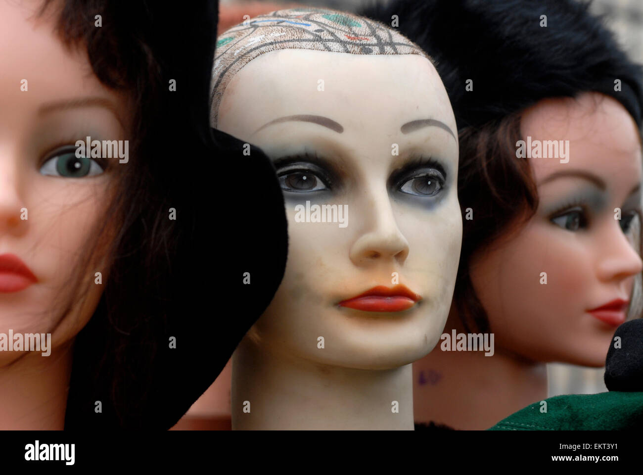 Woman selling mannequins at the Flea Market, Marché aux puces, Second