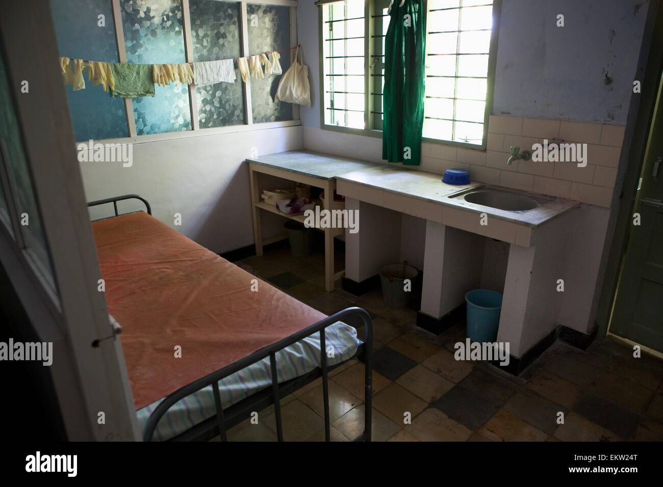 Room In A Hospital With A Sink And A Bed; Sathyamangalam, Tamil Nadu
