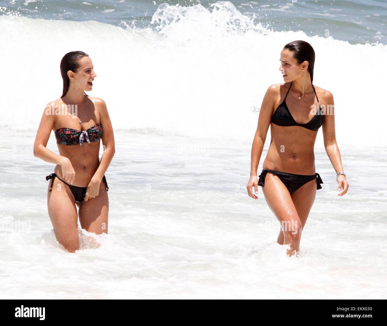 05 November 2010 Rio De Janeiro Brazil American Actress Jordana Brewster And Some Of Her Co Stars Enjoy The Copacabana Beach The Cast Are Currently Filming The Latest Fast And The Furious Movie In Rio