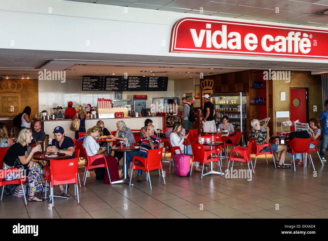 Johannesburg South Africa,O. R. Tambo International Airport,interior inside,terminal,gate,Vida e Caffe,cafe,coffee,barista,SAfri150308018 Stock Photo