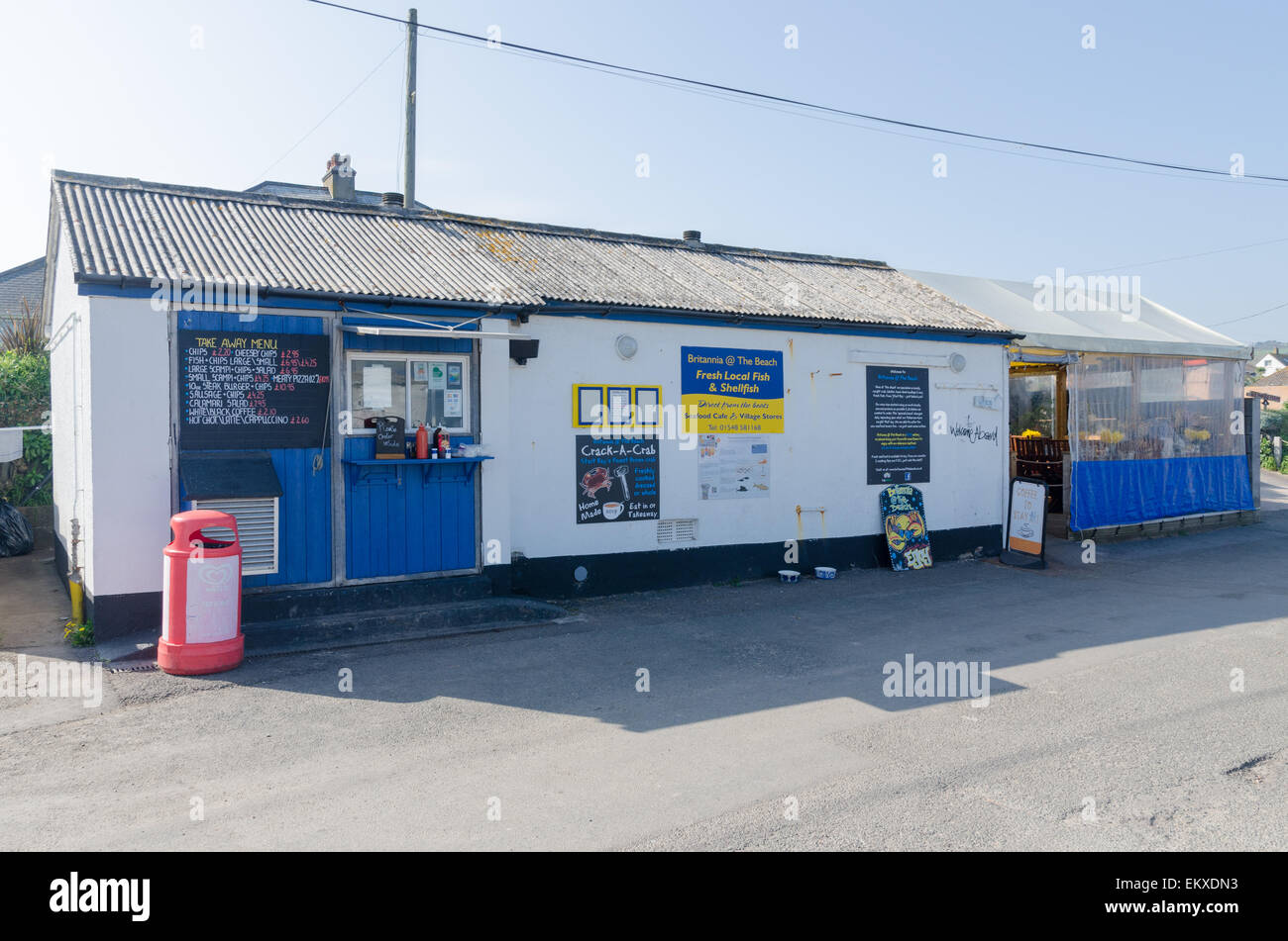 Britannia @ The Beach fishmongers and fish restaurant in the Devon fishing village of Beesands Stock Photo