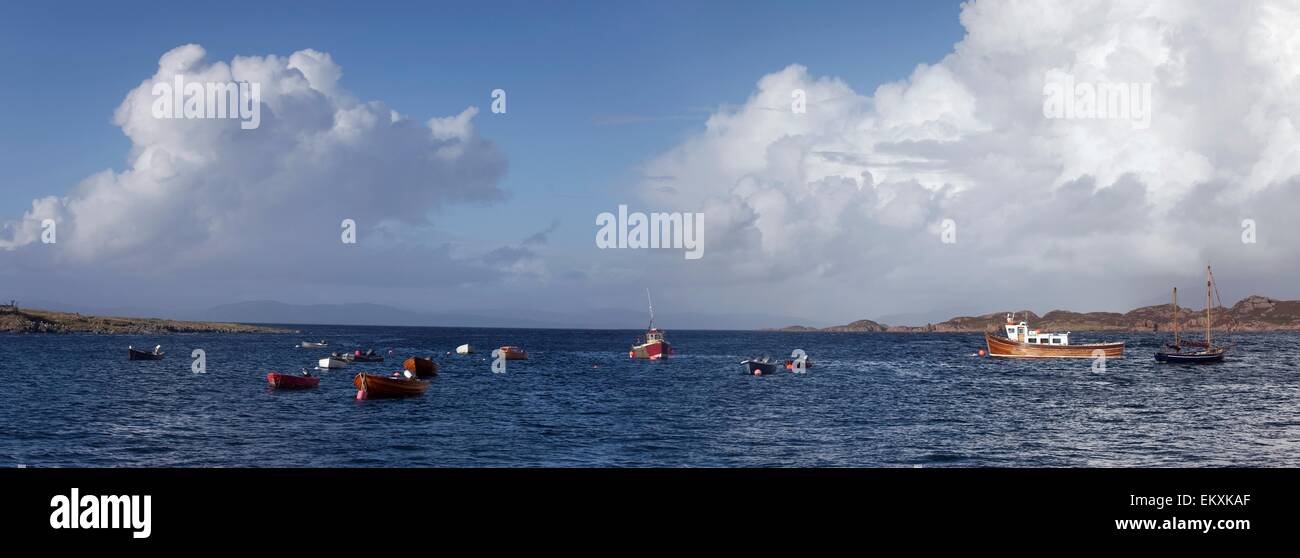 Boats on the water hi-res stock photography and images - Alamy