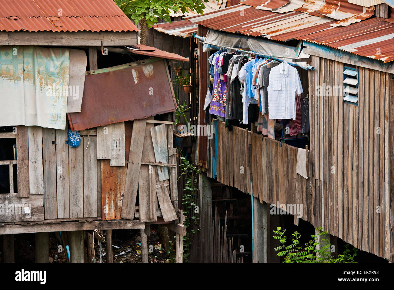 Housing In The Slums; Phnom Penh Cambodia Stock Photo - Alamy
