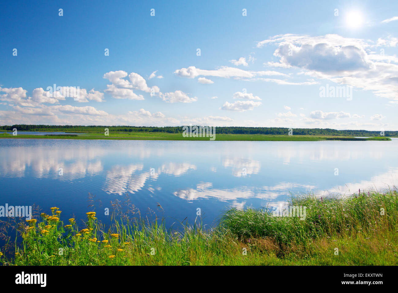 The beautiful lake hi-res stock photography and images - Alamy