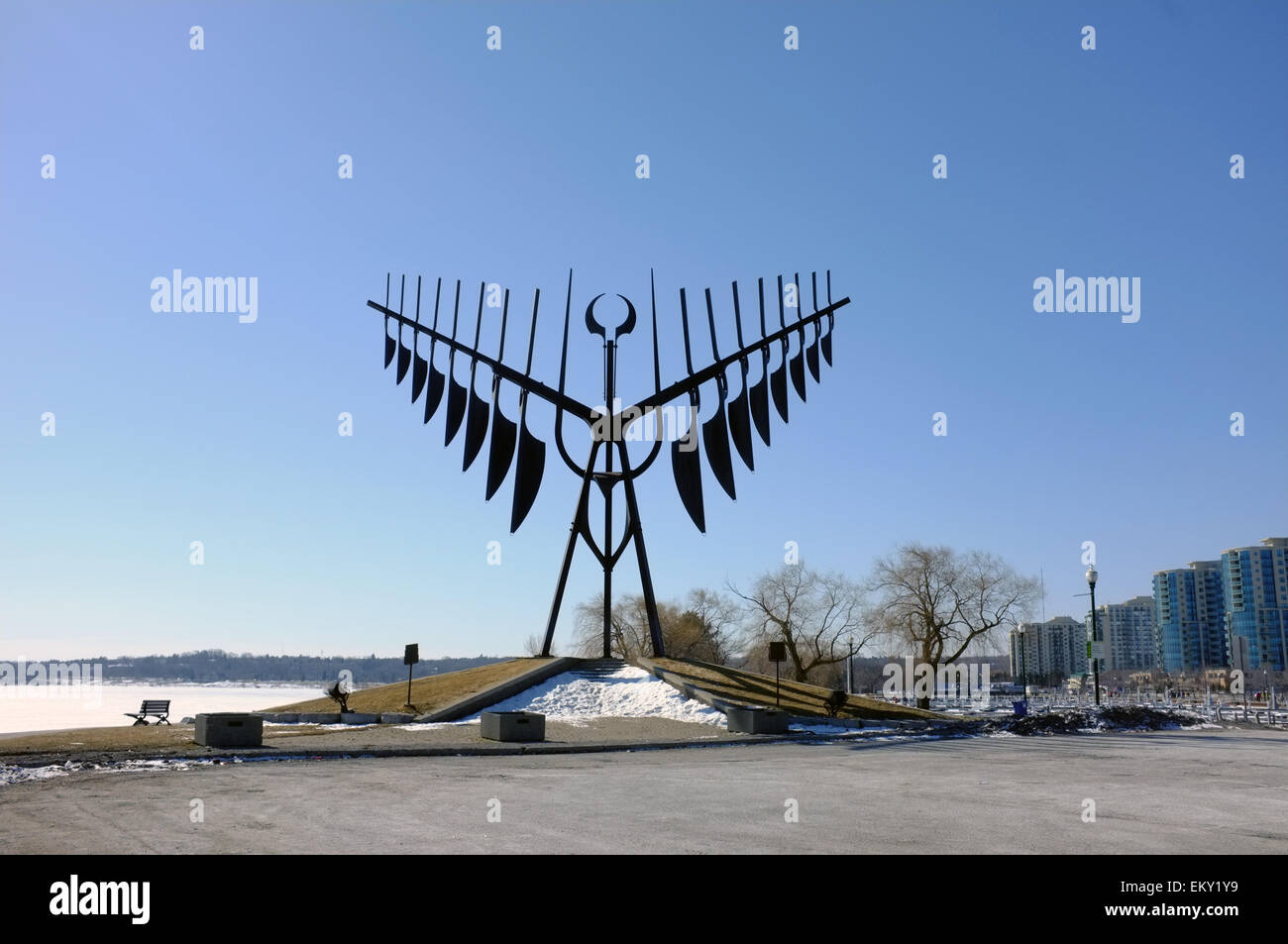 Ron Baird's Spirit Catcher sculpture on the side of lake Simcoe in Barrie. Stock Photo