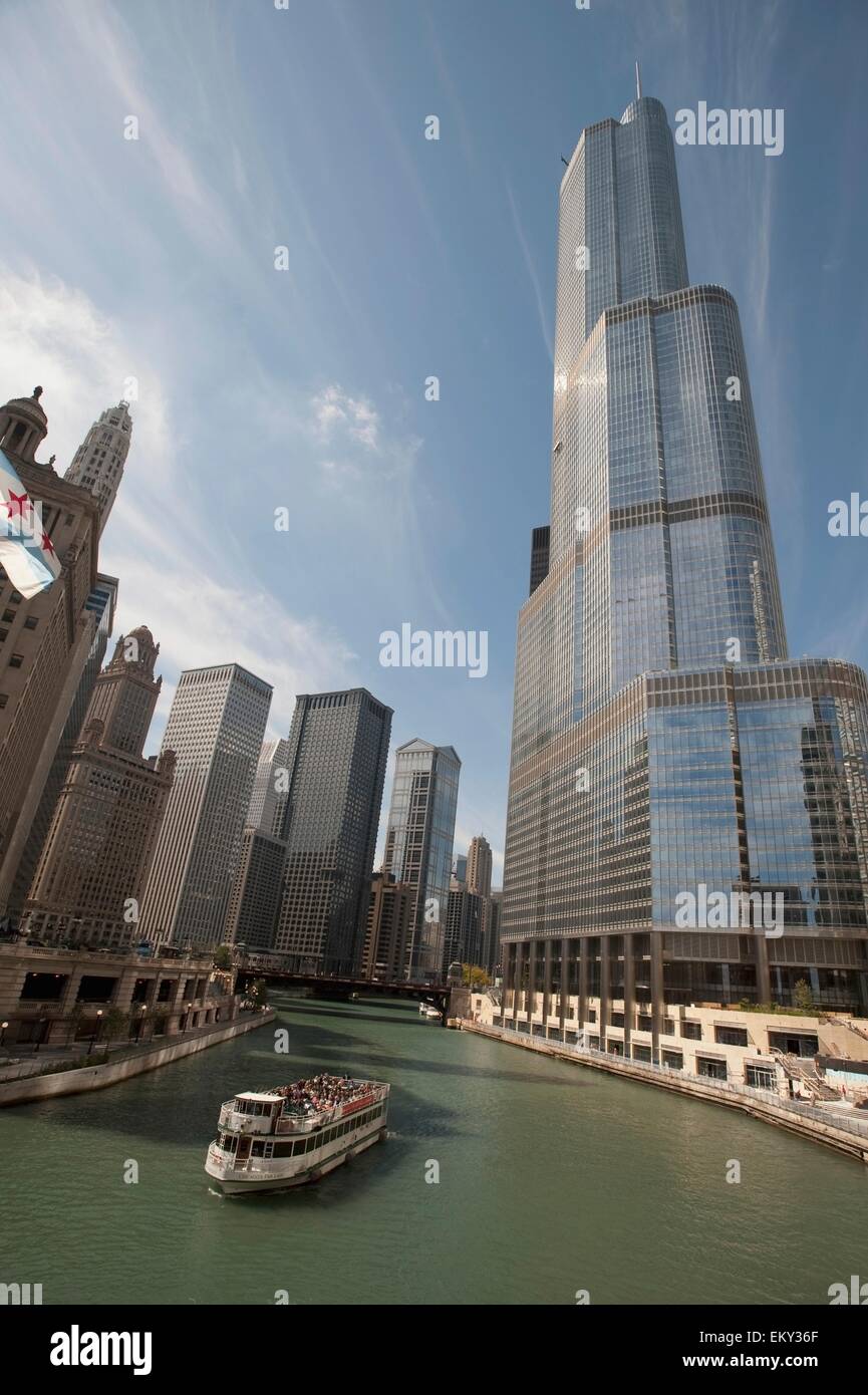 Chicago ferry hi-res stock photography and images - Alamy
