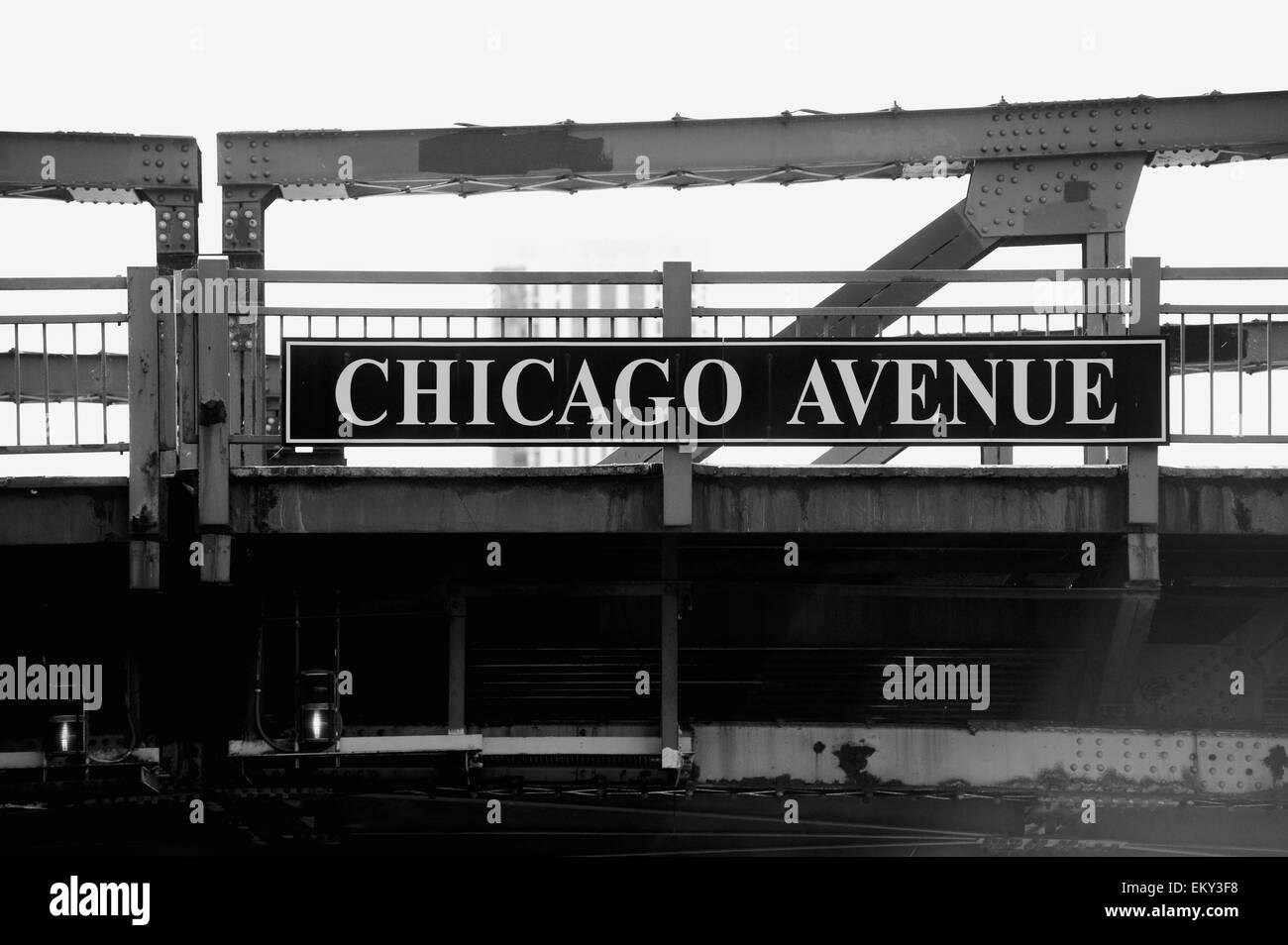 Chicago Avenue Bridge, Chicago, Illinois, Usa Stock Photo Alamy
