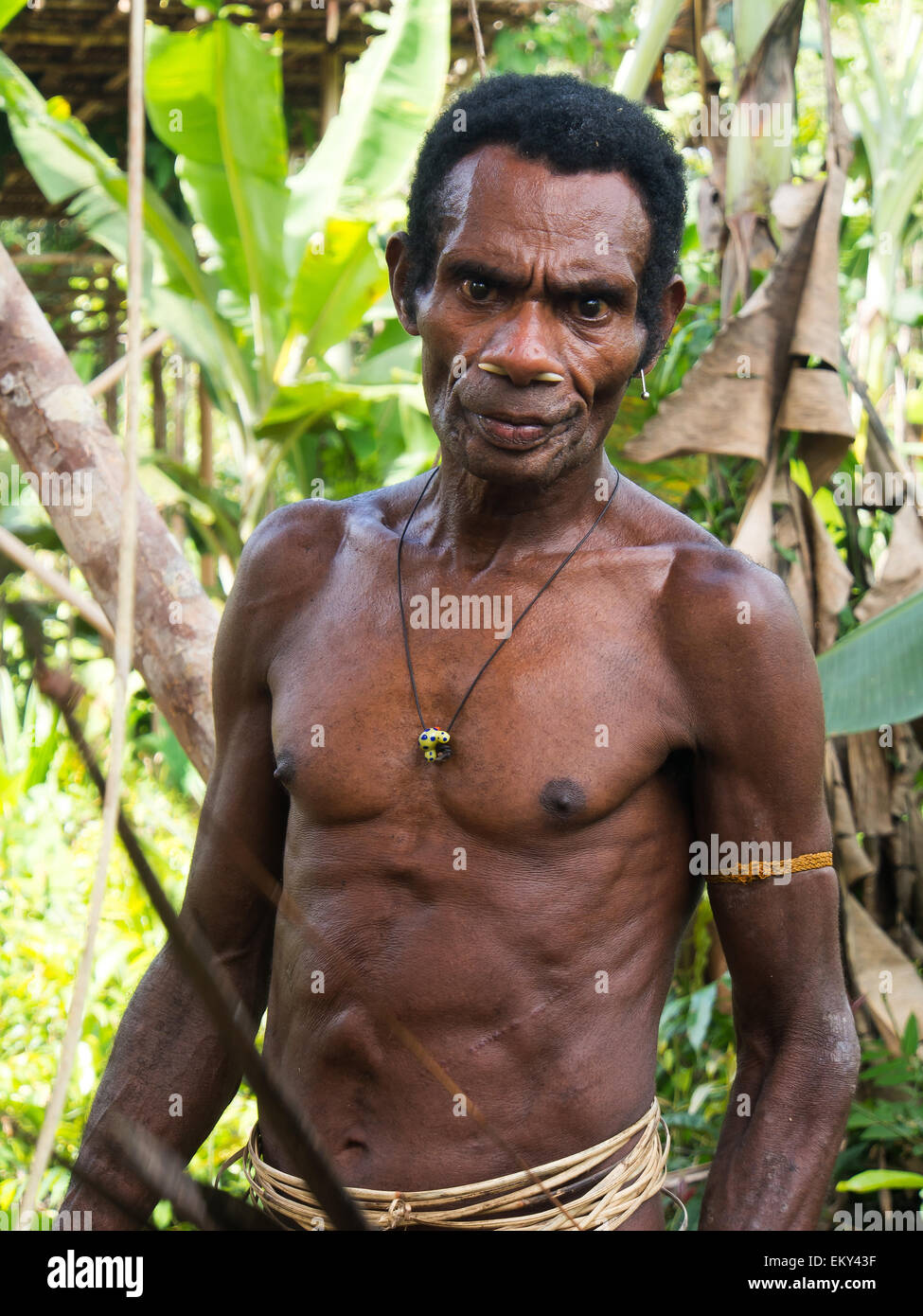 African man showing off his huge tool to the ladies 9