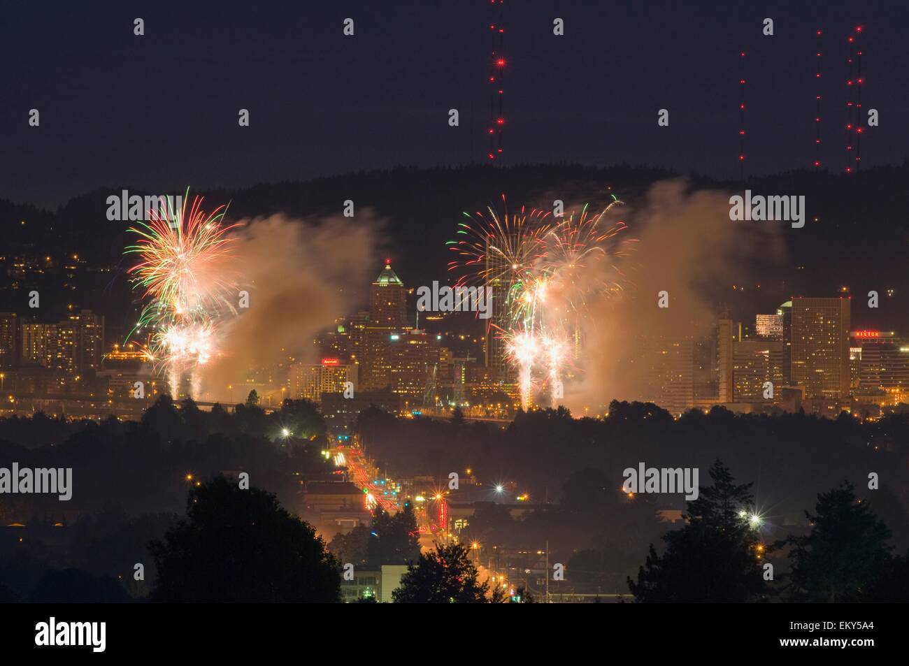 Portland fireworks hires stock photography and images Alamy