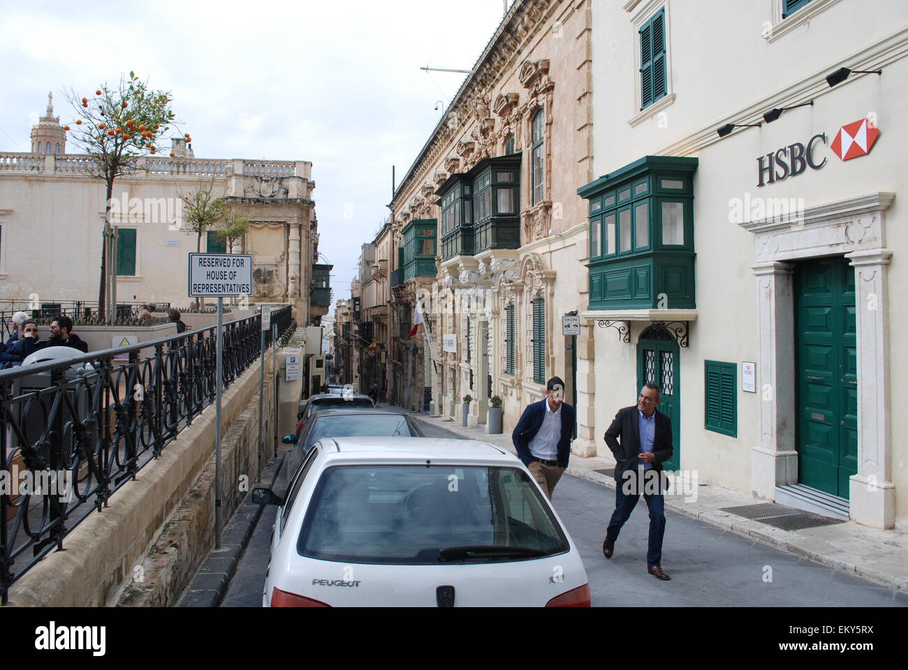 hsbc bank valletta