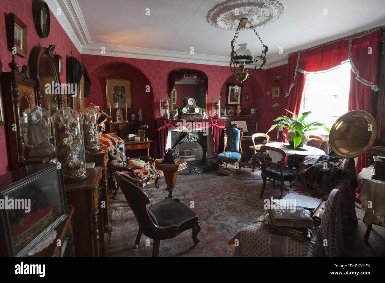 Victorian 2024 parlor furniture