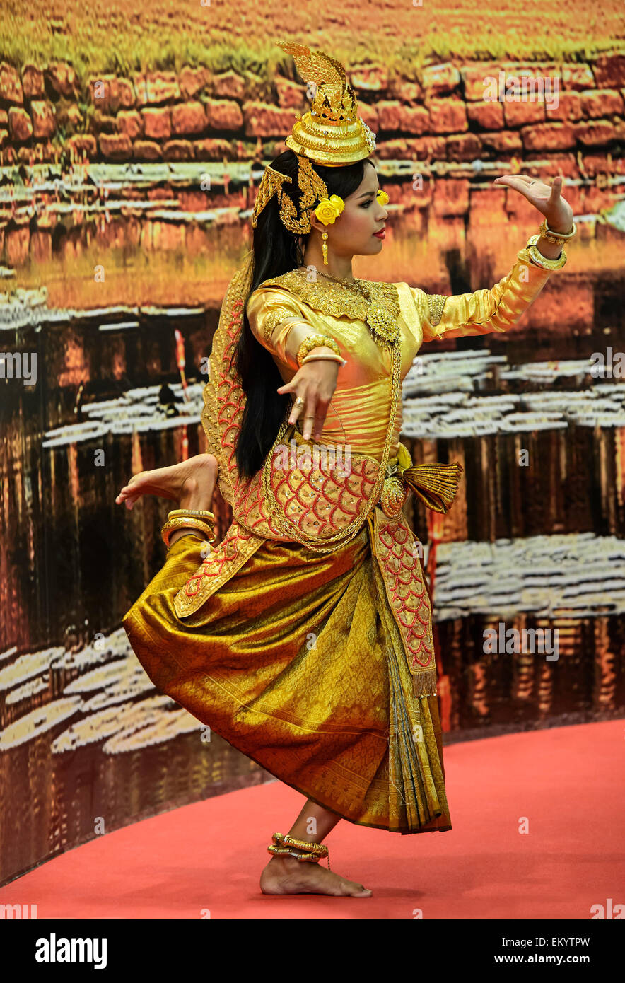 Mermaid Sovann Macha, Dance of the Golden Mermaid, Cambodia Stock Photo